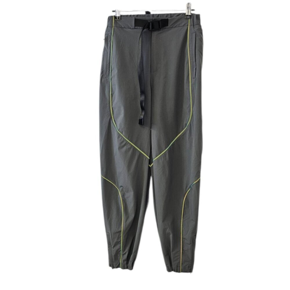 Aritzia TNA Womens Oceanside Reflective Nylon Pants, Jogger, Belted, Grey, Small
